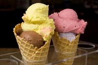 Selain Junk Food, Donald Trump Juga Gemar Makan Es Krim dengan Pie