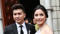 Glenn Alinskie dan Chelsea Olivia terlihat serasi dengan dress dan setelan jas. Pool/Palevi S/detikFoto.