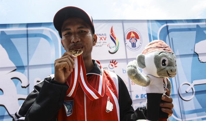 Ini Dia Sosok Azwar Saputra, Peraih Emas Pertama Peparnas XV