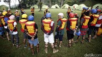 Deretan tenda di lokasi perkemahan Tanakita.