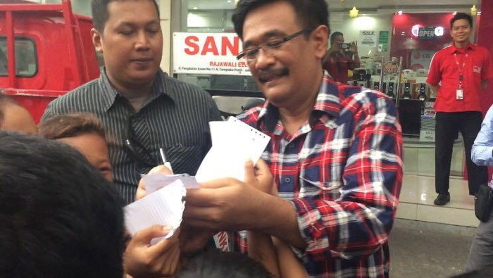 Djarot Blusukan di Johar Baru, Warga: Mirip Fauzi Bowo Ya