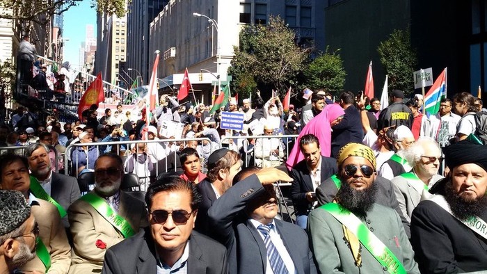 Khawatir Trump Terpilih, Muslim AS Ramai-ramai Mencoblos