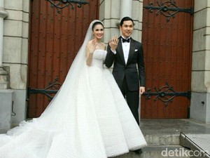 Catatan Akhir Tahun Selebriti dan Dunia Hiburan Indonesia (2)