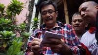 Dalam kunjungannya tersebut Djarot mendengarkan berbagai macam keluhan dari warga seperti kurangnya perhatian kepada warga lanjut usia, kebutuhan KJP dan KJS, serta sarana dan prasarana untuk menciptakan Jakarta yang lebih asri dan hijau di pedalaman gang-gang Ibukota.
