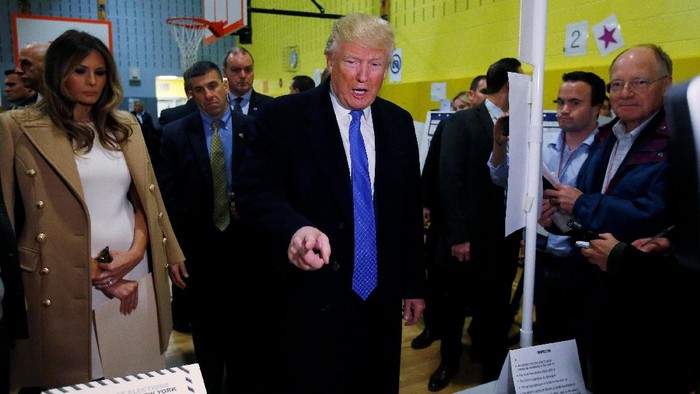 Menit-menit Akhir, Trump Serukan Pendukungnya Tak Menyerah