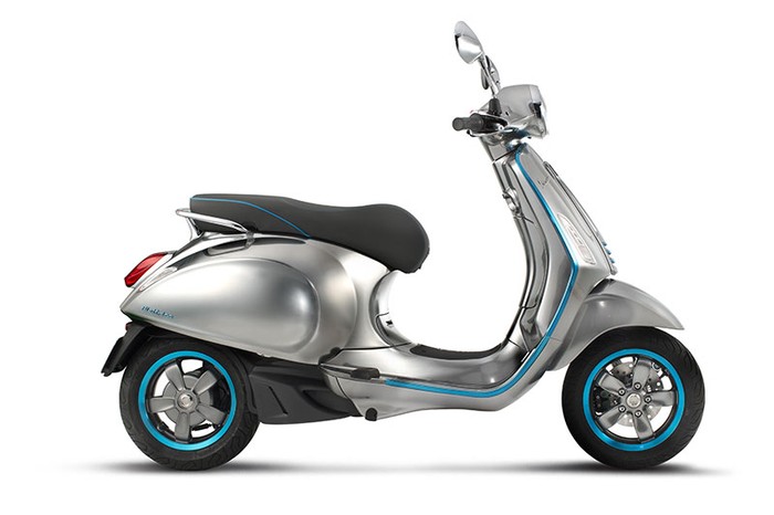 Vespa Elettrica, merupakan skuter Vespa bertenaga listrik. Skuter listrik ini diperkenalkan di EICMA 2016 di Milan.