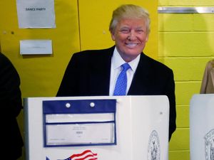 Trump Unggul Sementara dalam Pilpres AS, Bursa Saham Asia Berguguran