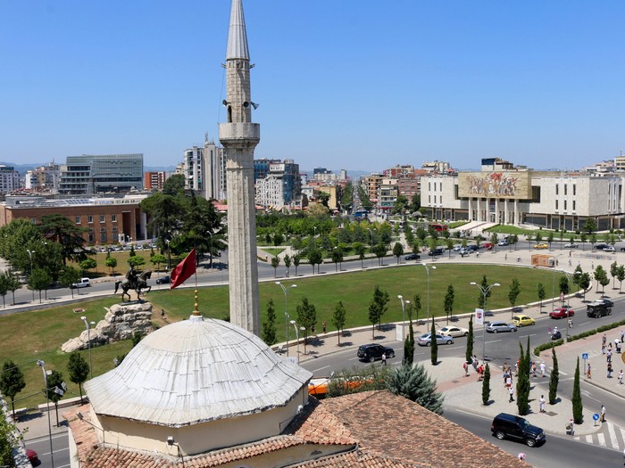 Ilustrasi Ibukota Tirana di Albania