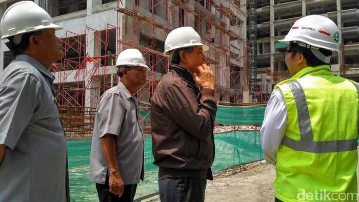 Kajati DKI Tinjau Proyek Wisma Atlet Kemayoran