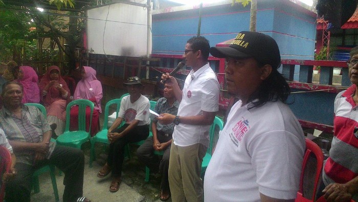 Seorang Pria Teriak Hidup Ahok Saat Sandiaga Kampanye di Kelapa Gading