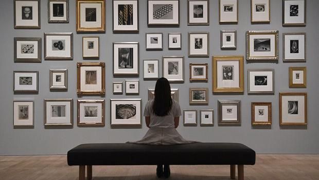 200 Koleksi Foto Elton John Dipamerkan di Tate Modern