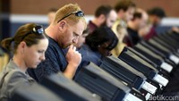 Warga memberikan suaranya di Las Vegas, Nevada. David Becker/Reuters/detikFoto.