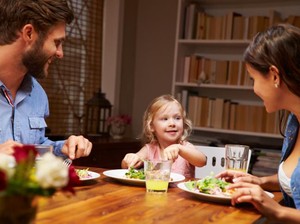 Hati-hati! 5 Makanan Ini Tak Baik Diberikan Pada si Kecil