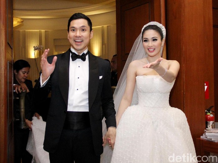 Setelah Bulan Madu di Jepang, Sandra Dewi Ingin Langsung Hamil