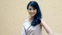 Dara berusia 21 tahun itupun menikmati proses tersebut dan menganggap hal itu adalah dorongan untuk melangkah lebih jauh lagi.