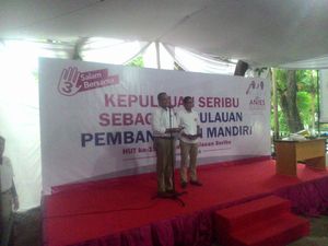 Anies-Sandi Tumpengan HUT ke-15 Kepulauan Seribu, Janji Bikin Lebih Maju