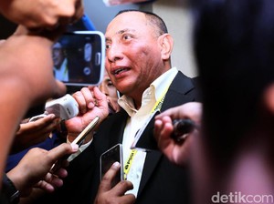 Menpora kepada Letjen Edy: Selamat Berjuang, Pak Panglima!