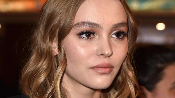Cantiknya Lily-Rose Depp Cantiknya Lily-Rose Depp