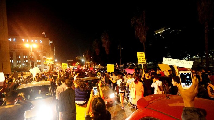 Satu Pendemo Anti Trump di Portland Ditembak Pria Tak Dikenal
