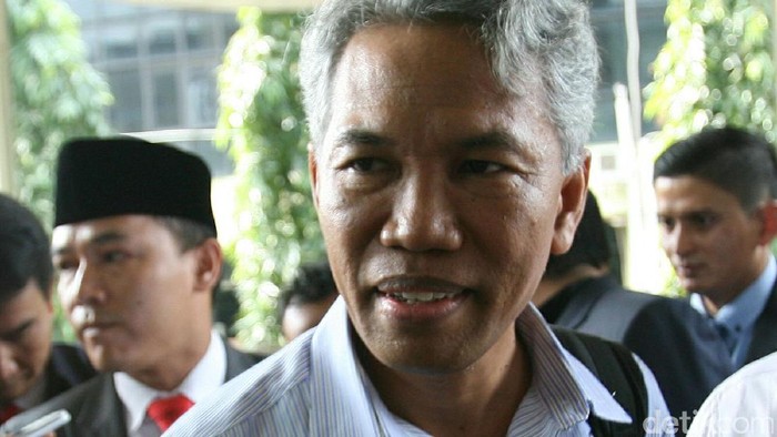 Tak Ditahan, Buni Yani Dicegah Bepergian ke Luar Negeri Selama 60 Hari