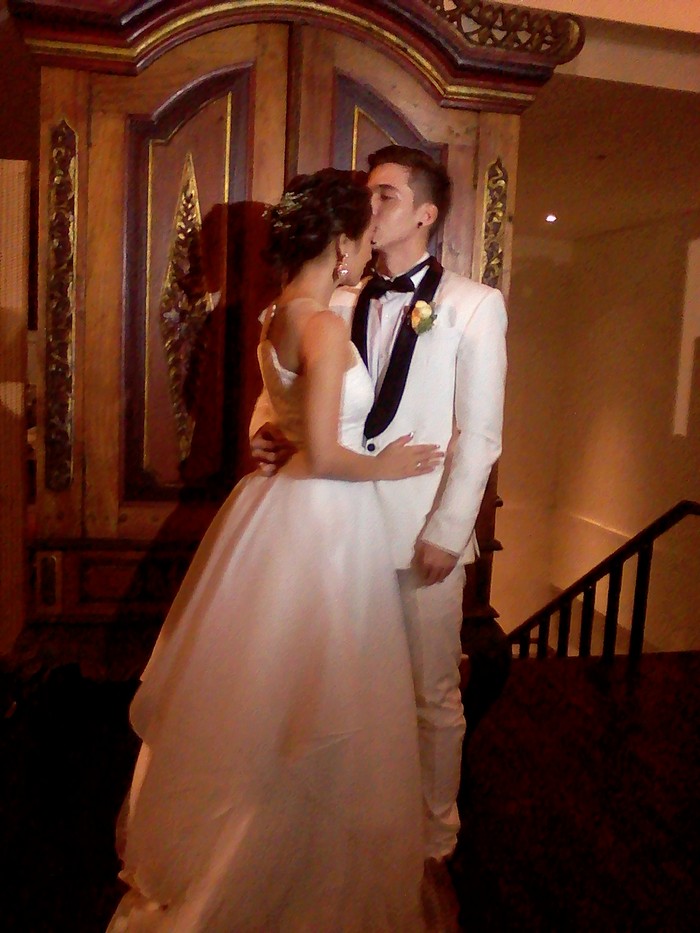 Stefan William dan Celine Evangelista Berurai Air Mata saat Ucapkan Janji Suci