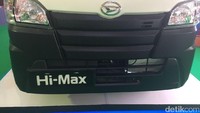 Sedikit lebih mahal dari Ayla, mobil komersial Hi-Max dijual dengan harga Rp 98,05 juta. Peminat mobil-mobil dengan harga di bawah Rp 100 juta itupun masih ada. Foto: Dina Rayanti