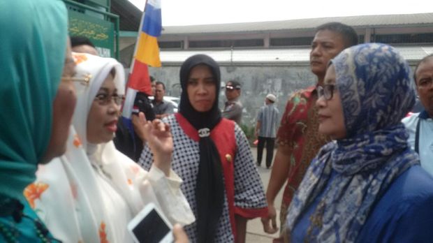 Hadiri Pengajian di Kelapa Gading, Sylviana Sempat Debat dengan Panwascam
