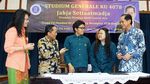 BCA Berikan Beasiswa ke Mahasiswa ITB