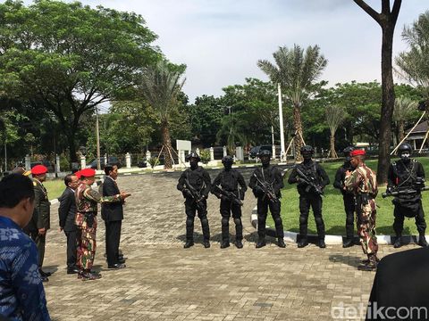 Sambangi Markas Kopassus di Cijantung, Jokwi Cek Kesiapan Pasukan