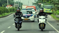 Gesits melaju di jalanan kota Demak. Foto: Garansindo