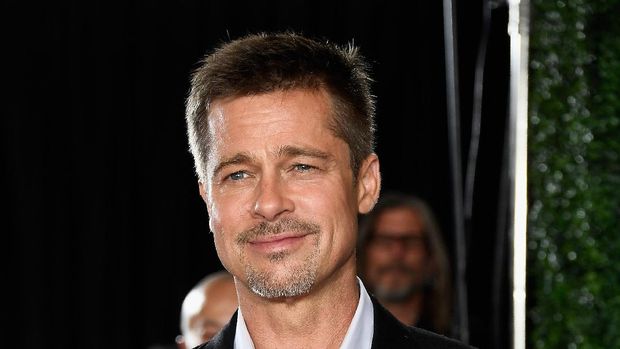 Brad Pitt dan Rachel Weisz Bakal Bintangi Prekuel 'Kingsman'?
