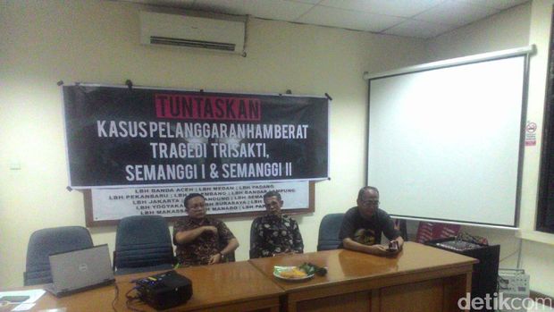 Peringati 18 Tahun Tragedi Semanggi, YLBHI Gelar Nonton Bareng