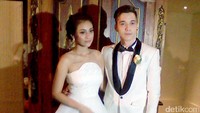 Celine akhirnya resmi menikah dengan Stevan. Foto: Prins David Saut