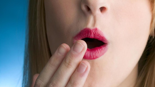 Selain Puber, Kenali Hal Lain yang Bikin Suara Kamu Berubah