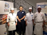 Para Chef Sushi di Indonesia Perlu Memahami Penanganan Salmon Mentah yang Benar