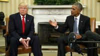 Trump melihat ke arah yang berbeda ketika Obama berbicara kepadanya