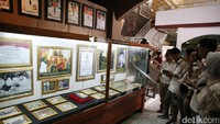 Datsun Risers melihat-lihat suasana di Museum Lampung