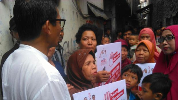 Sandiaga Janjikan Modal Usaha untuk Janda-janda di Kemayoran