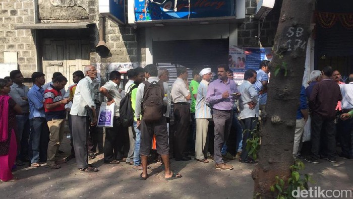 Jumlah Orang Kaya India Menyusut Gara-gara Kebijakan Uang Baru