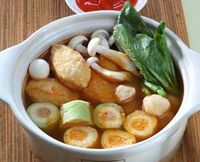 Hari Ini Enaknya Masak Hot Pot Ayam dan Udang yang Hangat Gurih