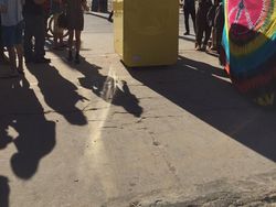 Spectacles, Kacamata Pintar Snapchat Dijual dengan Cara Unik