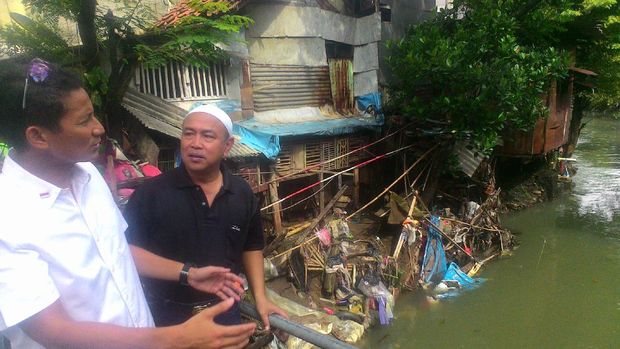 Warga Kuningan Barat Minta Sandiaga Carikan Jodoh untuk Kakek 70 Tahun