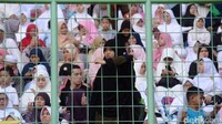 Tilawah akbar ini merupakan puncak rangkaian Olimpiade Pecinta Alquran (OPQ) 2016. Ajang olimpiade ini diikuti oleh para juara pertama hasil seleksi kontingen 24 provinsi dan 1 negara.