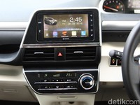 7 Fitur Unik dan Keren di Toyota Sienta