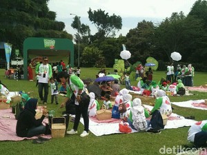 Anak Tantrum Karena Dipaksa Makan Sayur, Apa yang Bisa Dilakukan?