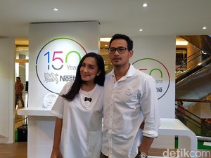 Cara yang Dilakukan Keluarga Oka Antara Agar si Kecil Tidak Jajan Sembarangan