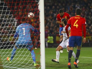 Lopetegui Puas dengan Spanyol, Puji Vitolo