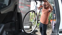 Bahkan salah satu pengguna All New Sienta yang mengikuti Coaching Clinic Toyota Sienta mengatakan Sienta sangat nyaman.