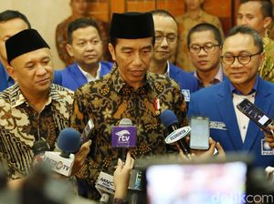 Kepuasan terhadap Jokowi Merosot, PAN Bicara Efek Domino Kinerja Menteri