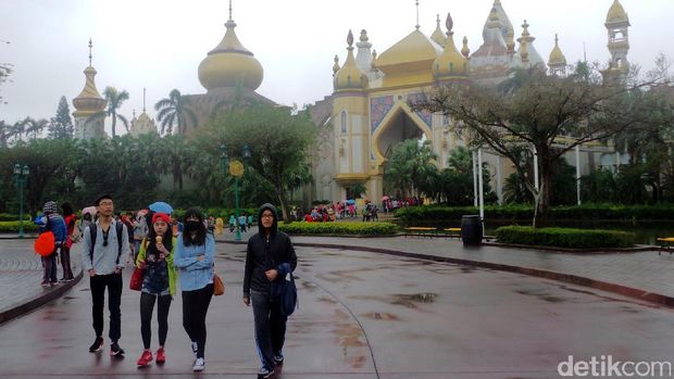 Rata-rata pengunjung di Leofoo Village Theme Park ini masih berusia sekolah (Wahyu/detikTravel)